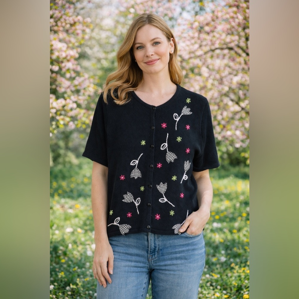 Marisa Christina Cardigan knit sweater large black‎ floral embroidery